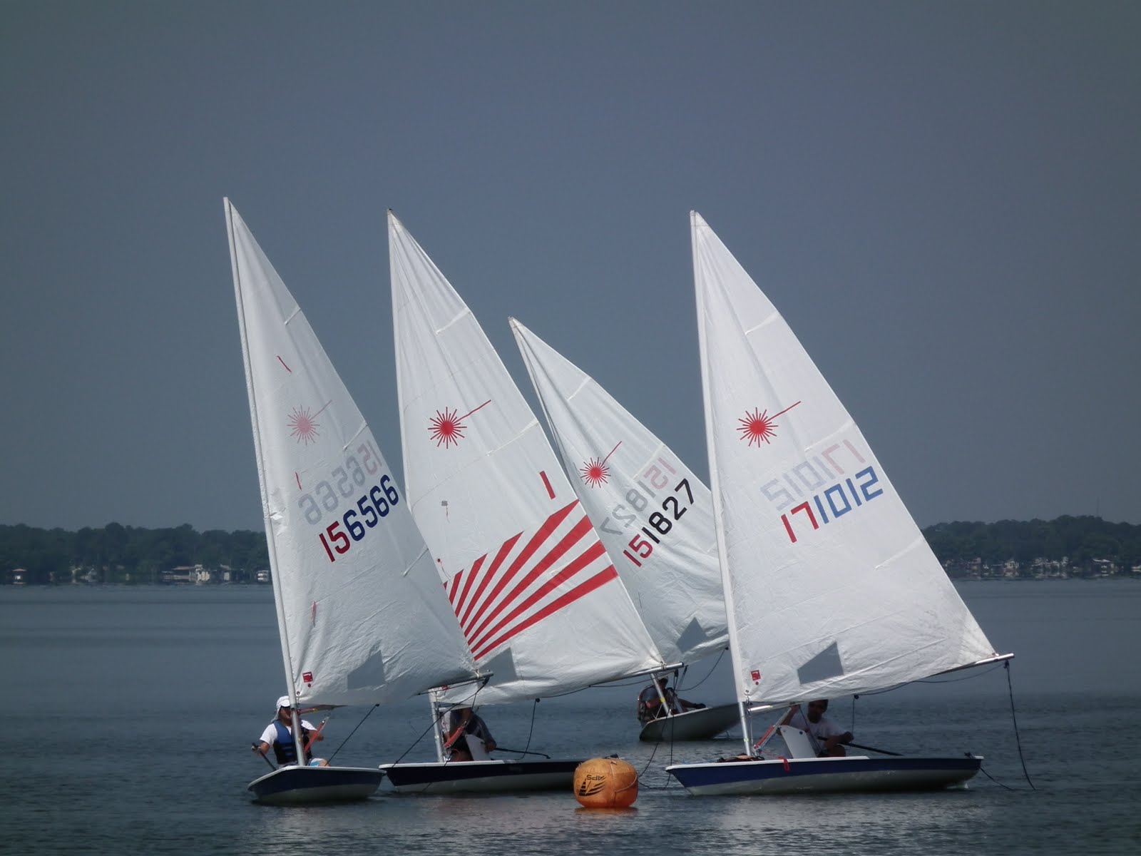 How to Sail the Laser LASERS HAVE FUN.